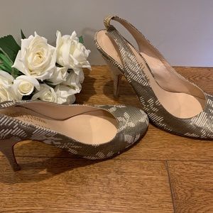 Olivia Moriris x Barbara Tfank